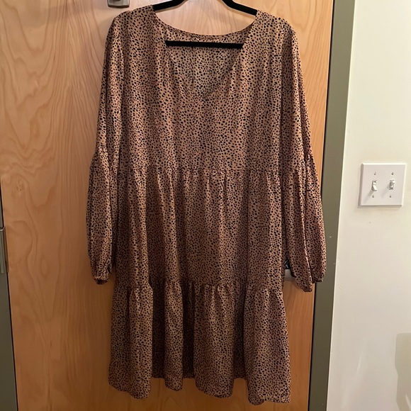 Dresses & Skirts - NWOT Leopard print fit and flare dress - Size XL